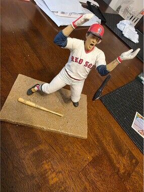 Carlton Fisk mcfarlane figure